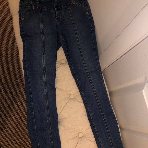 Urban outfitters jeans - Picture 2 of 4